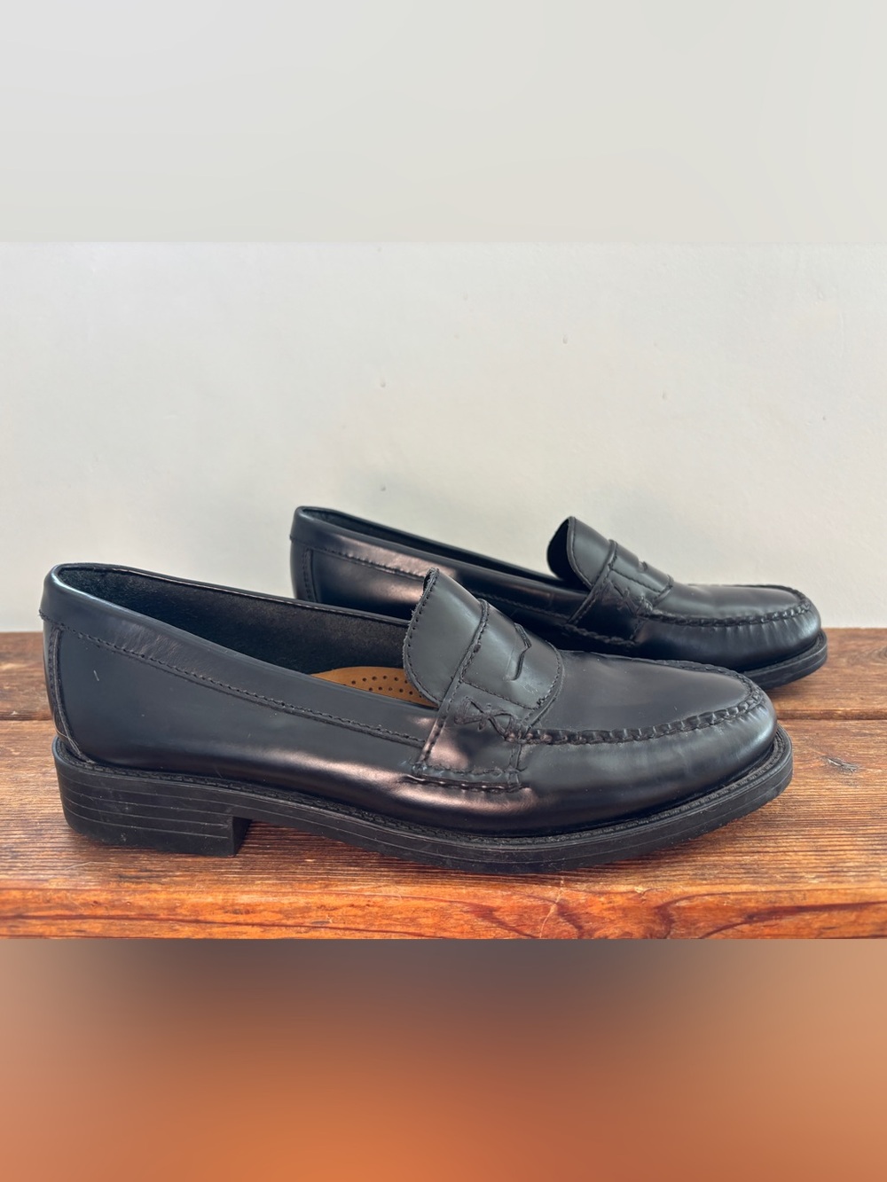 G.H. BASS Womens Weejuns Katherine II Penny Loafers Shoes Black 7M Leather Flats